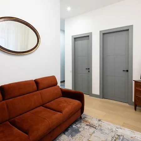 Urban Terrace In Centre Apartment